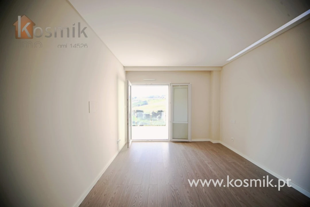 Apartamento T2 para Venda em Póvoa de Santo Adrião e Olival Basto Foto 24