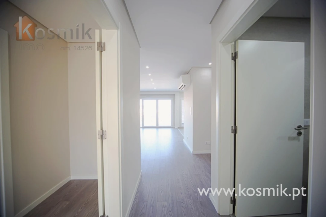 Apartamento T2 para Venda em Póvoa de Santo Adrião e Olival Basto Foto 44