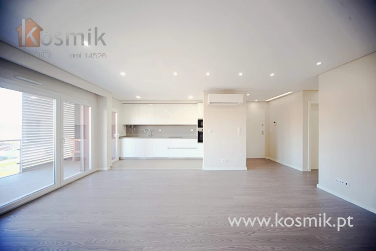 Apartamento T2 para Venda em Póvoa de Santo Adrião e Olival Basto Foto 16