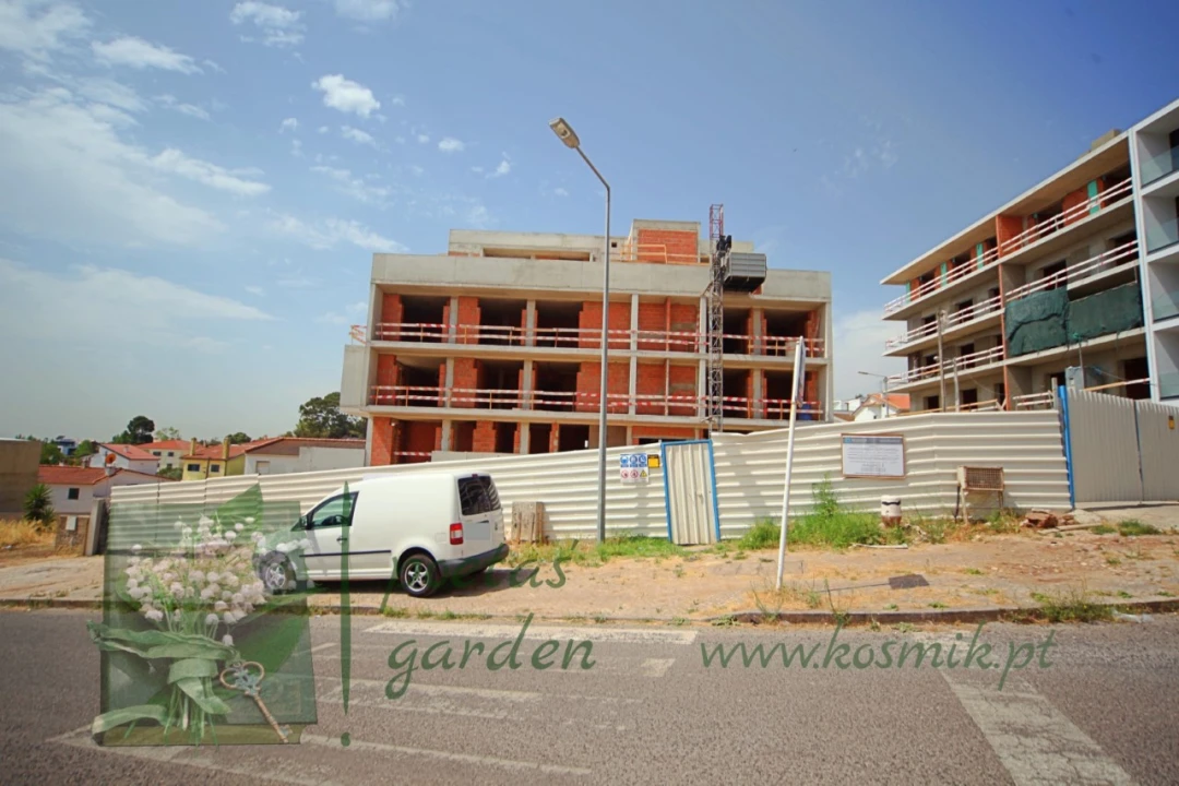 Apartamento T2 para Venda em Santo António dos Cavaleiros e Frielas Foto 70