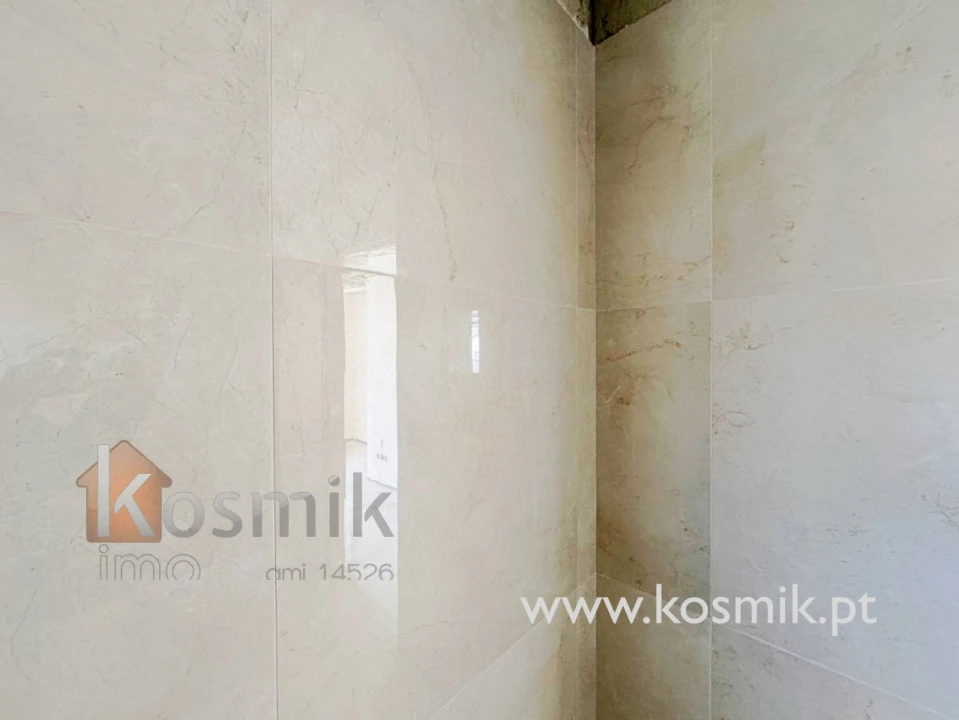 Apartamento T2 para Venda em Santo António dos Cavaleiros e Frielas Foto 28