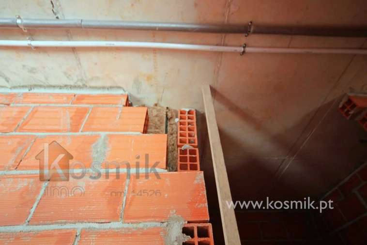 Apartamento T2 para Venda em Santo António dos Cavaleiros e Frielas Foto 46