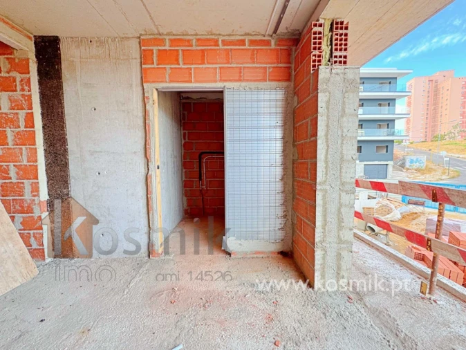 Apartamento T2 para Venda em Santo António dos Cavaleiros e Frielas Foto 71