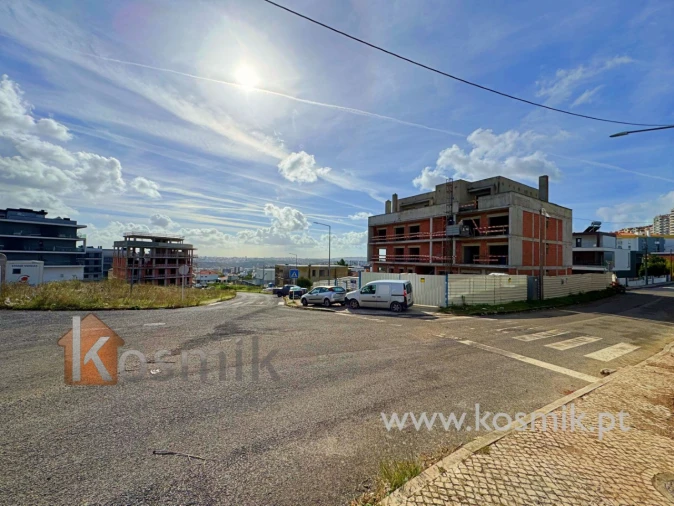 Apartamento T2 para Venda em Santo António dos Cavaleiros e Frielas Foto 72