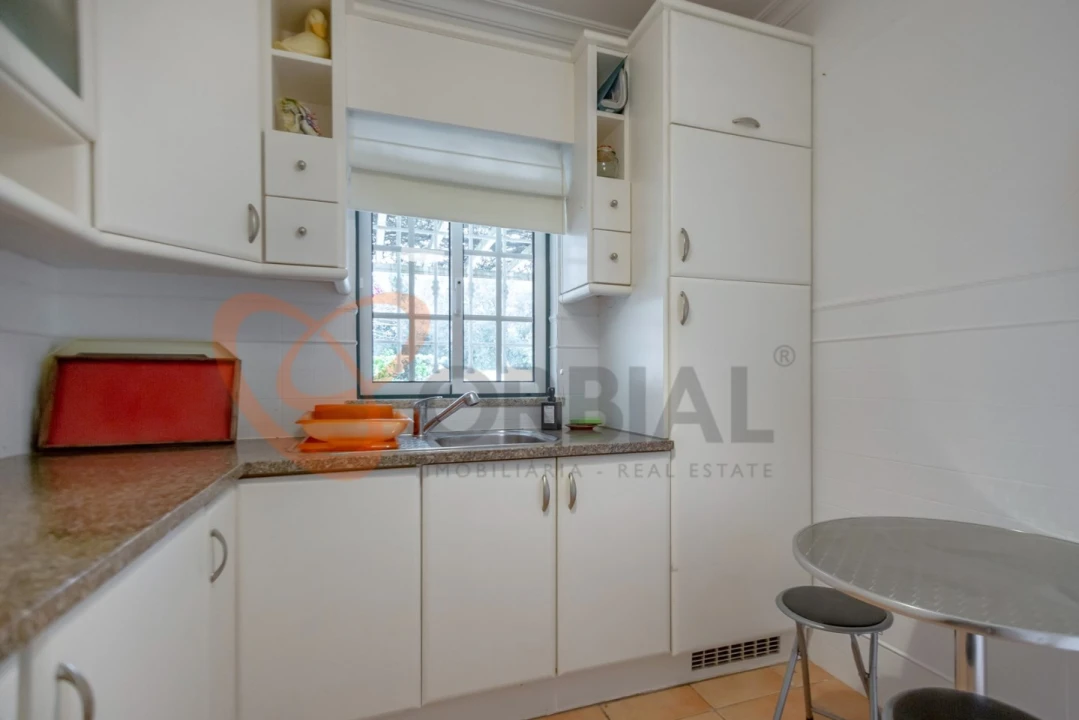 Moradia T2 para Venda em Albufeira e Olhos de Água Foto 10