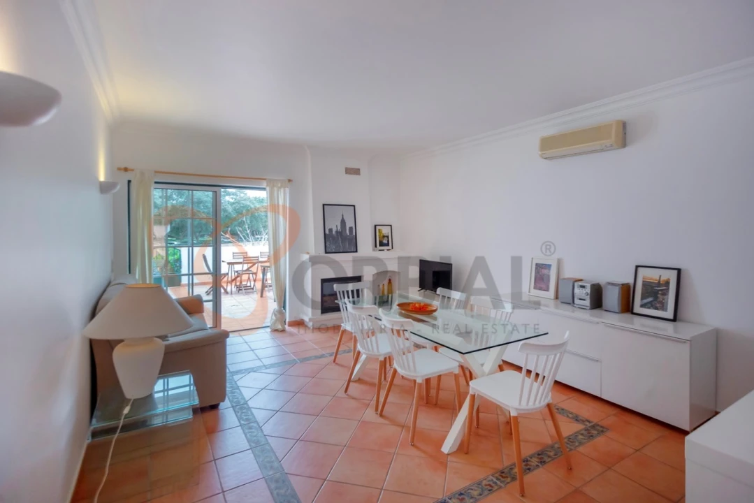 Moradia T2 para Venda em Albufeira e Olhos de Água Foto 6