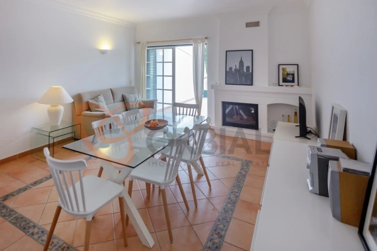 Moradia T2 para Venda em Albufeira e Olhos de Água Foto 7