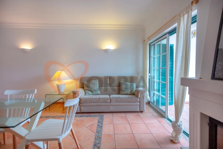 Moradia T2 para Venda em Albufeira e Olhos de Água Foto 8