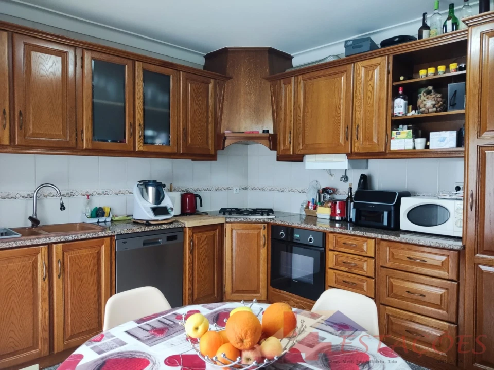 Apartamento T3 para Venda em Pombal Foto 8