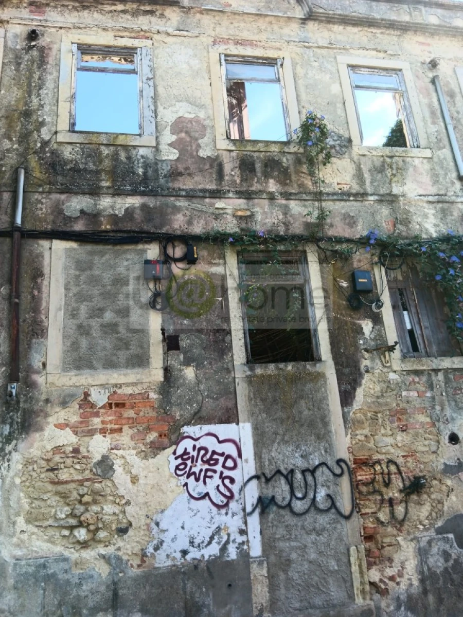 Prédio para Venda em Arroios Foto 11