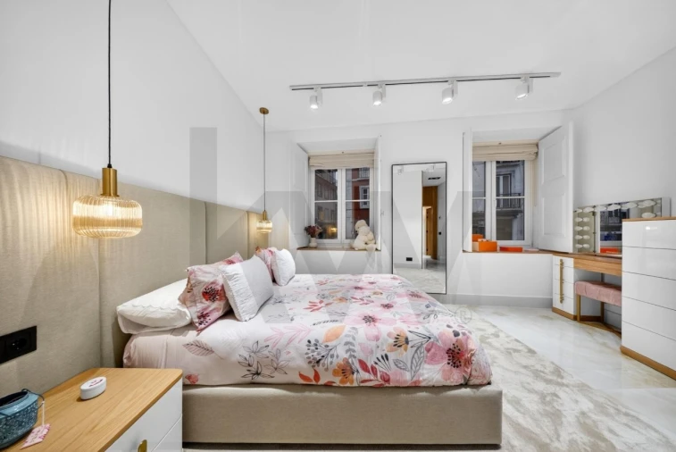 Apartamento T3 para Venda em Misericórdia Foto 25