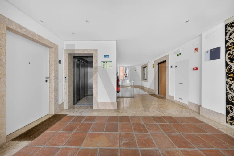 Apartamento T3 para Venda em Misericórdia Foto 37