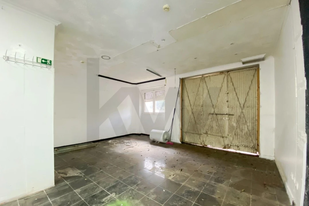 Loja para Arrendamento em Massamá e Monte Abraão Foto 17