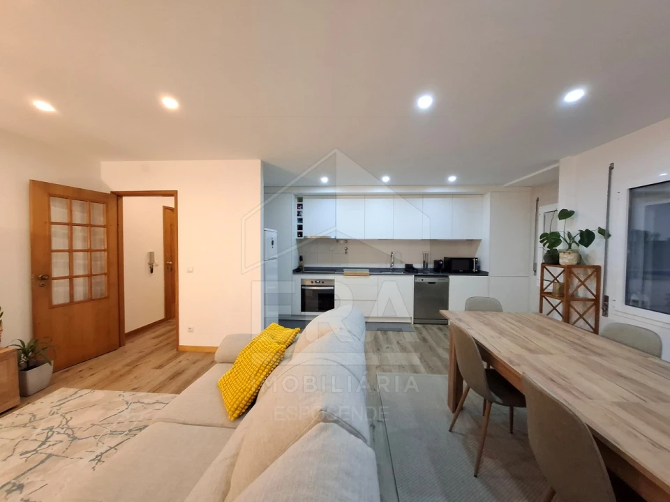 Apartamento T2 para Venda em Apúlia e Fão Foto 1