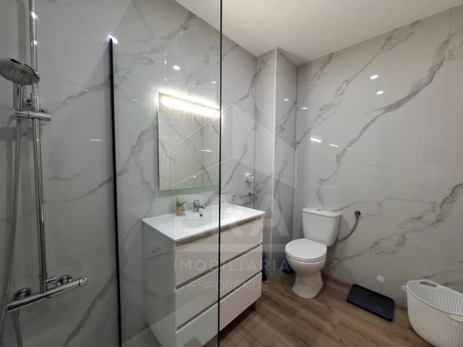 Apartamento T2 para Venda em Apúlia e Fão Foto 13