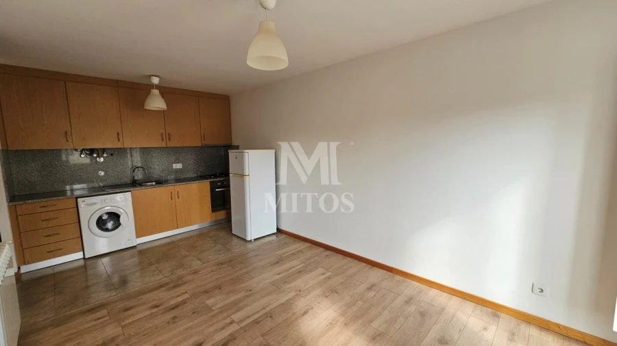 Apartamento T1 para Arrendamento em Santa Maria Maior e Monserrate e Meadela Foto 1