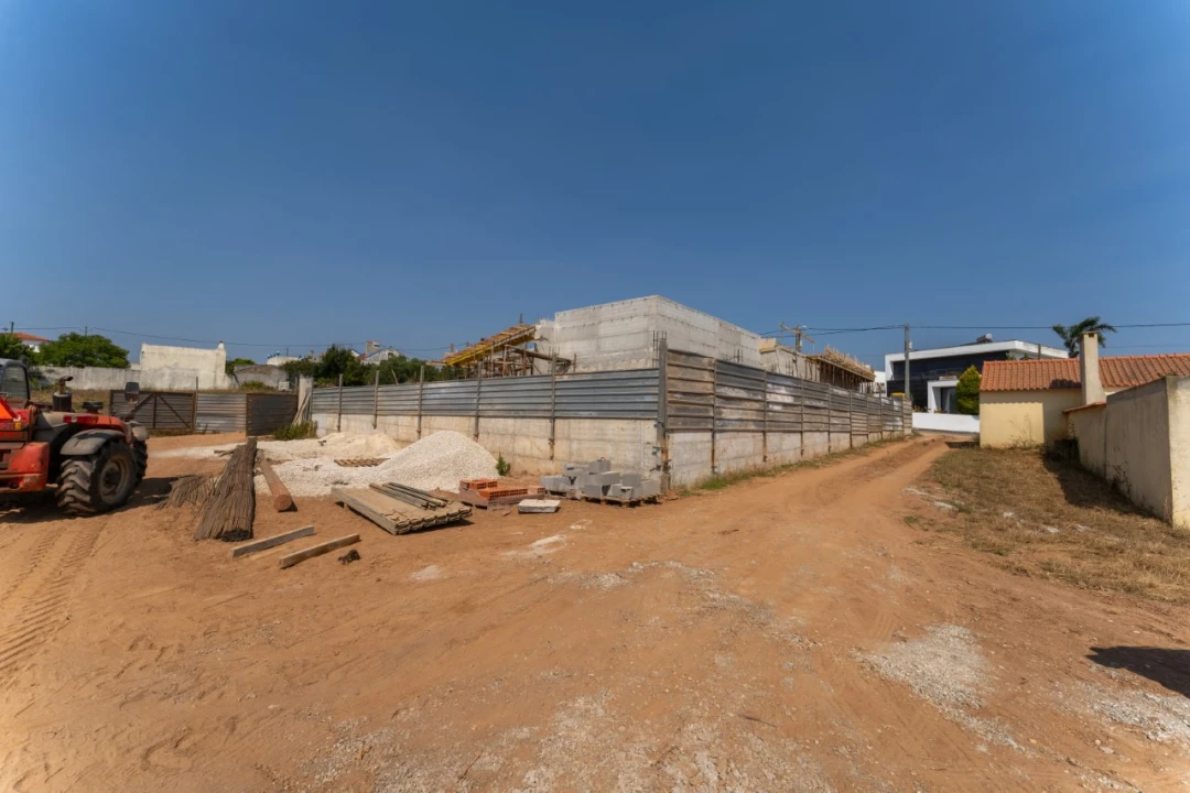 Moradia T3 para Venda em Alcobaça e Vestiaria Foto 40