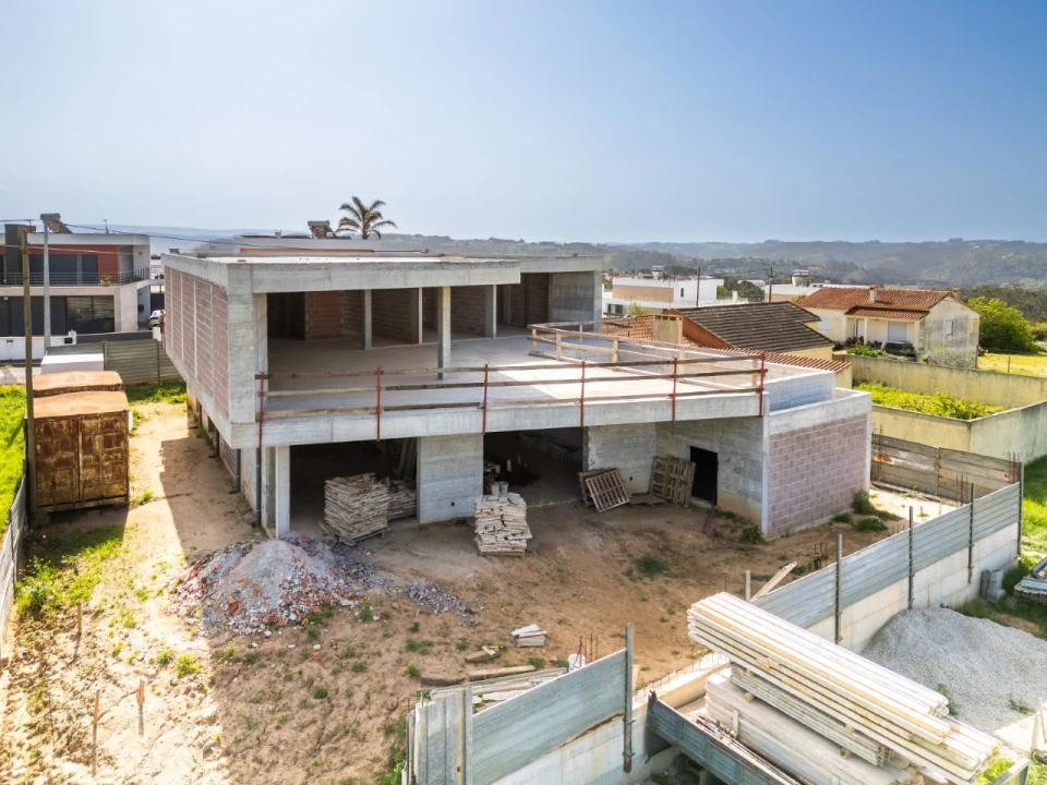 Moradia T3 para Venda em Alcobaça e Vestiaria Foto 36