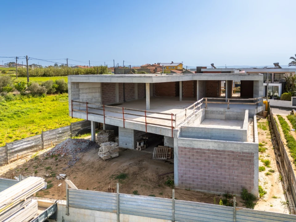 Moradia T3 para Venda em Alcobaça e Vestiaria Foto 37