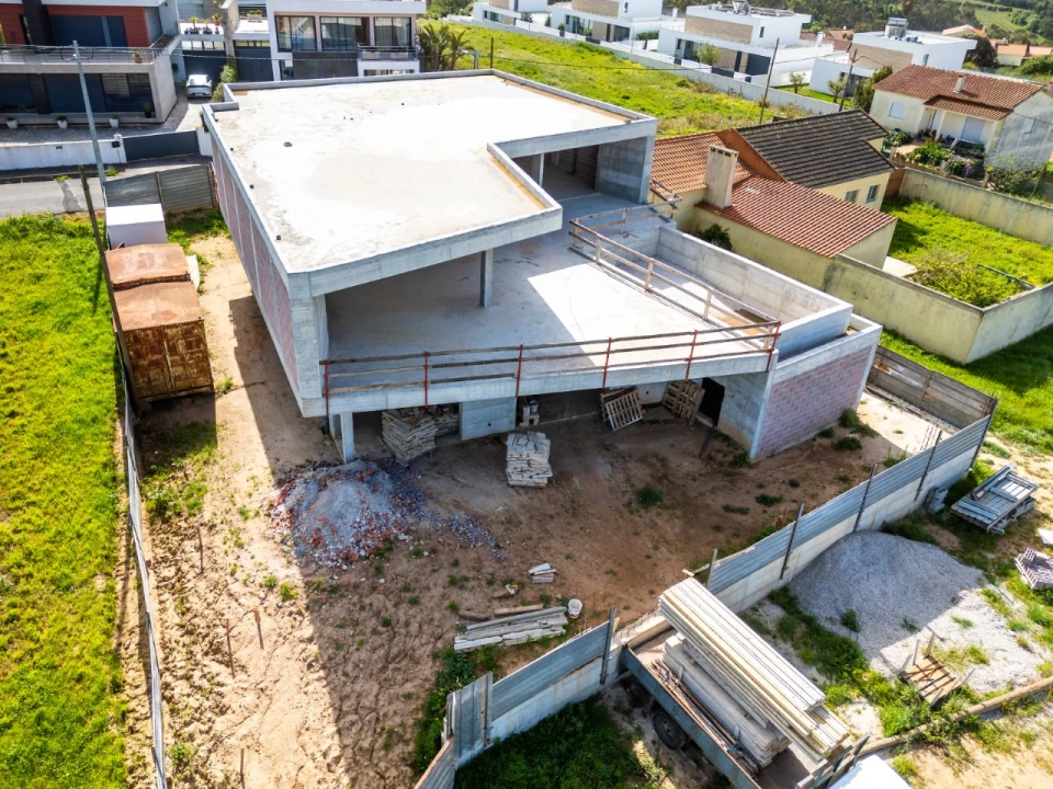 Moradia T3 para Venda em Alcobaça e Vestiaria Foto 38