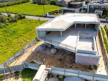 Moradia T3 para Venda em Alcobaça e Vestiaria