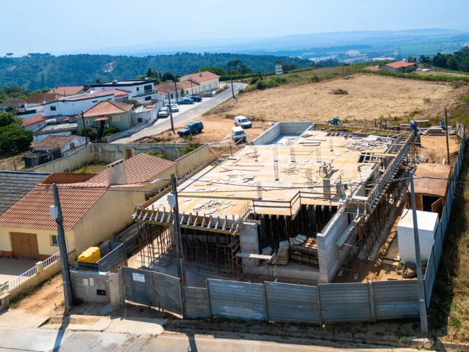 Moradia T3 para Venda em Alcobaça e Vestiaria Foto 34