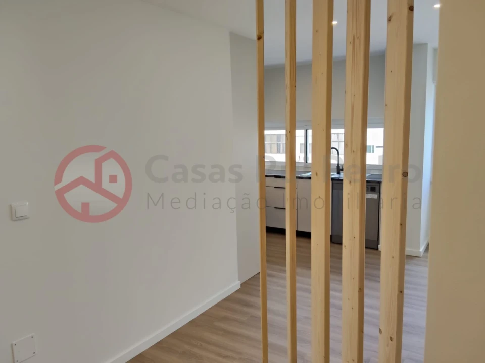 Apartamento T2 para Venda em Alto do Seixalinho, Santo André e Verderena Foto 3