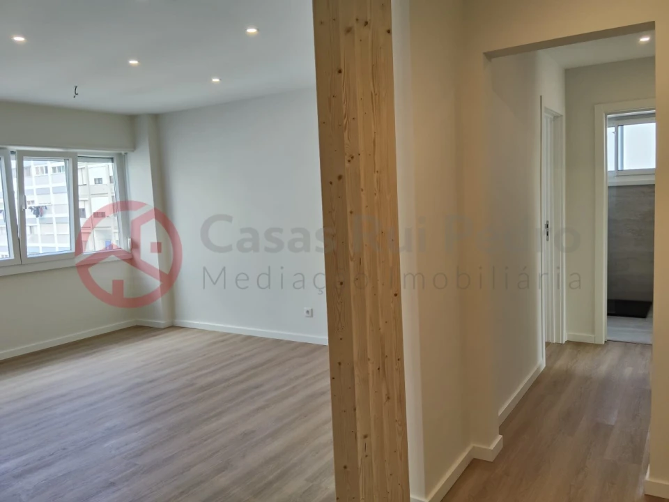 Apartamento T2 para Venda em Alto do Seixalinho, Santo André e Verderena Foto 8