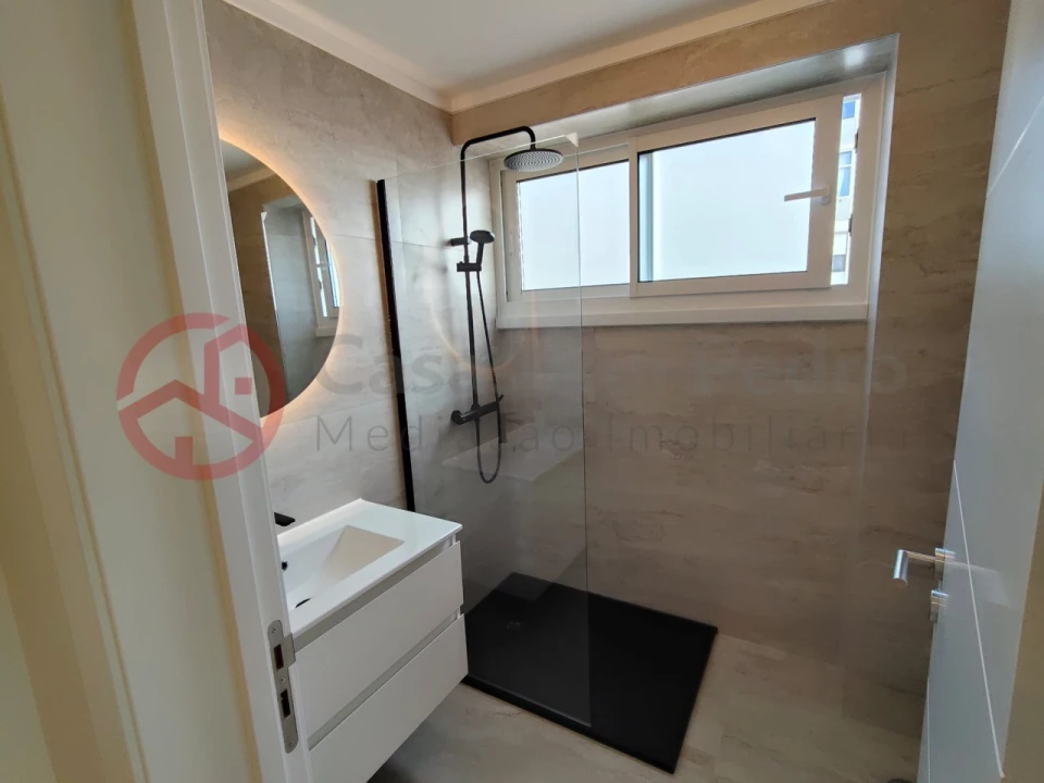 Apartamento T2 para Venda em Alto do Seixalinho, Santo André e Verderena Foto 12