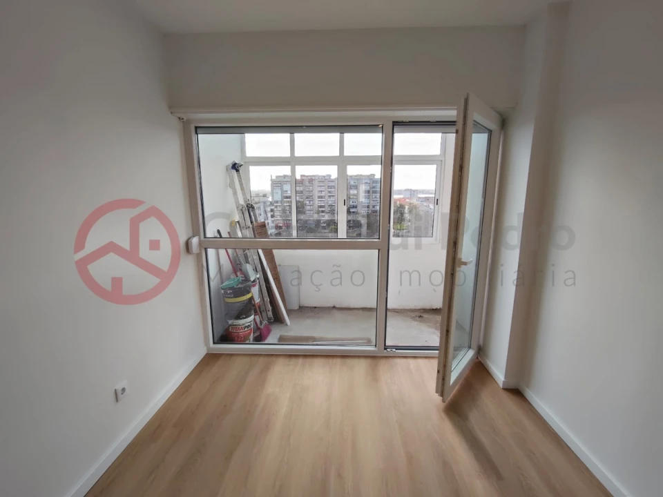 Apartamento T2 para Venda em Alto do Seixalinho, Santo André e Verderena Foto 17