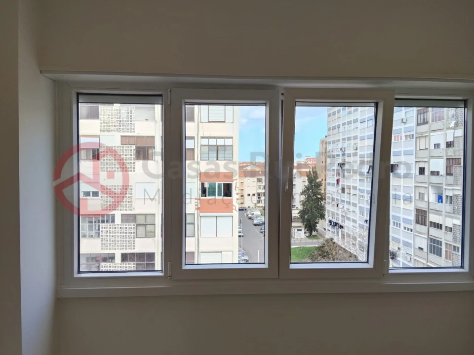 Apartamento T2 para Venda em Alto do Seixalinho, Santo André e Verderena Foto 27