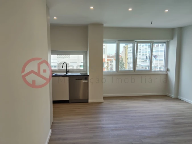 Apartamento T2 para Venda em Alto do Seixalinho, Santo André e Verderena