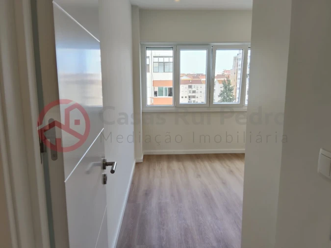 Apartamento T2 para Venda em Alto do Seixalinho, Santo André e Verderena Foto 26
