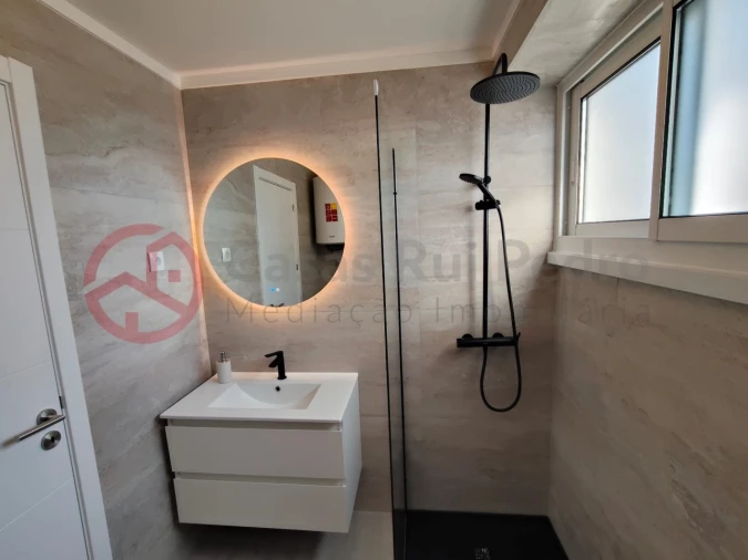 Apartamento T2 para Venda em Alto do Seixalinho, Santo André e Verderena Foto 38