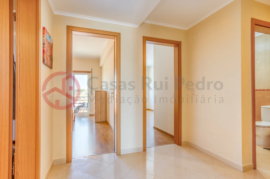 Apartamento T3 para Venda em Corroios Foto 10