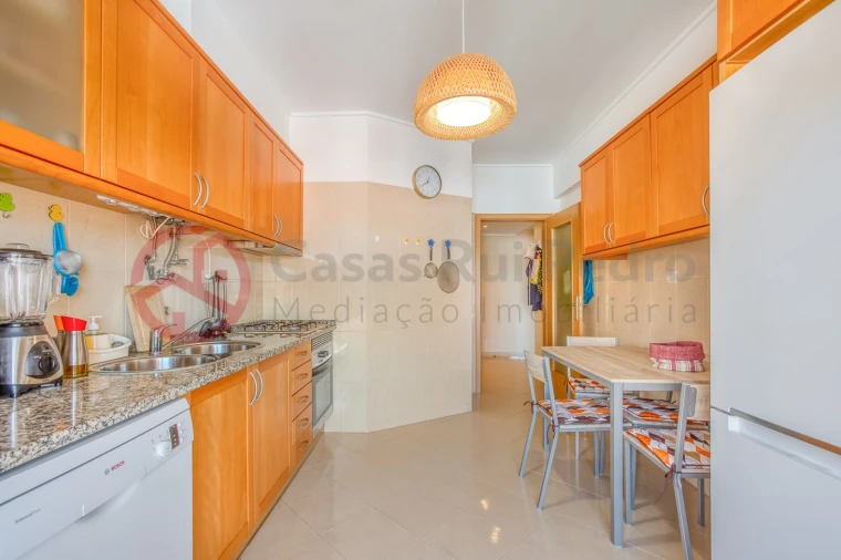 Apartamento T3 para Venda em Corroios Foto 4