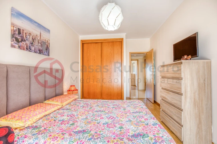 Apartamento T3 para Venda em Corroios Foto 6