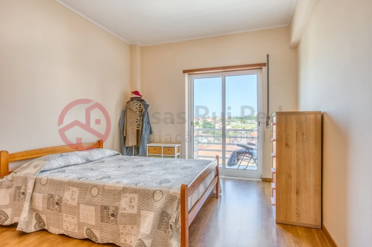 Apartamento T3 para Venda em Corroios Foto 7