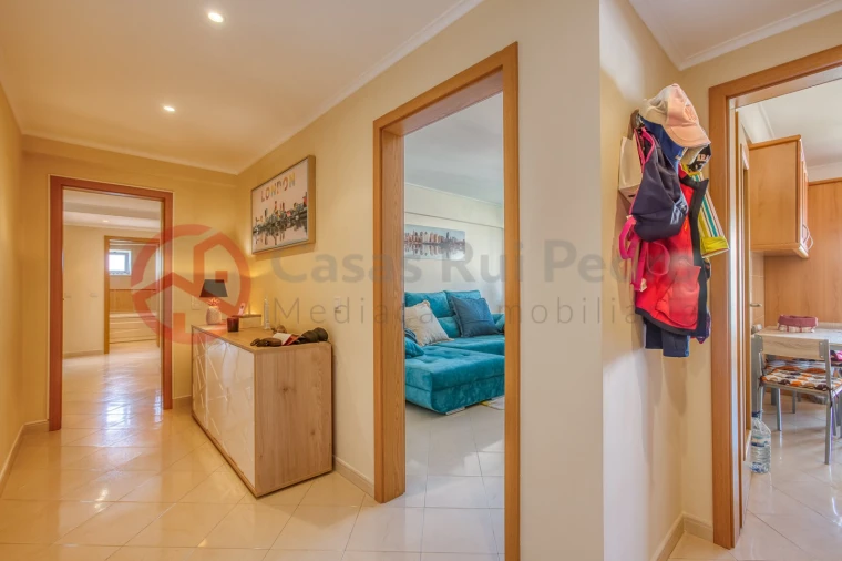 Apartamento T3 para Venda em Corroios Foto 13