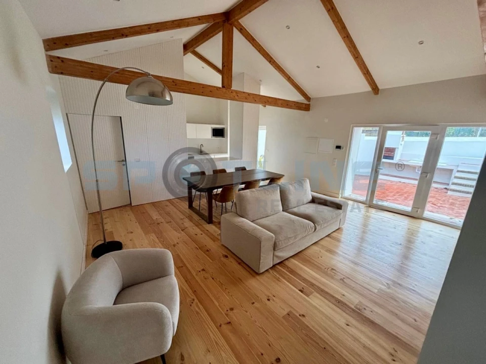 Moradia T2 para Venda em Colares Foto 5