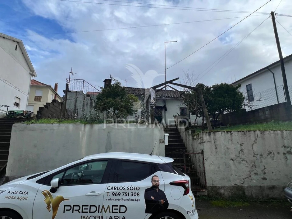 Moradia T3 para Venda em Mascarenhas Foto 2