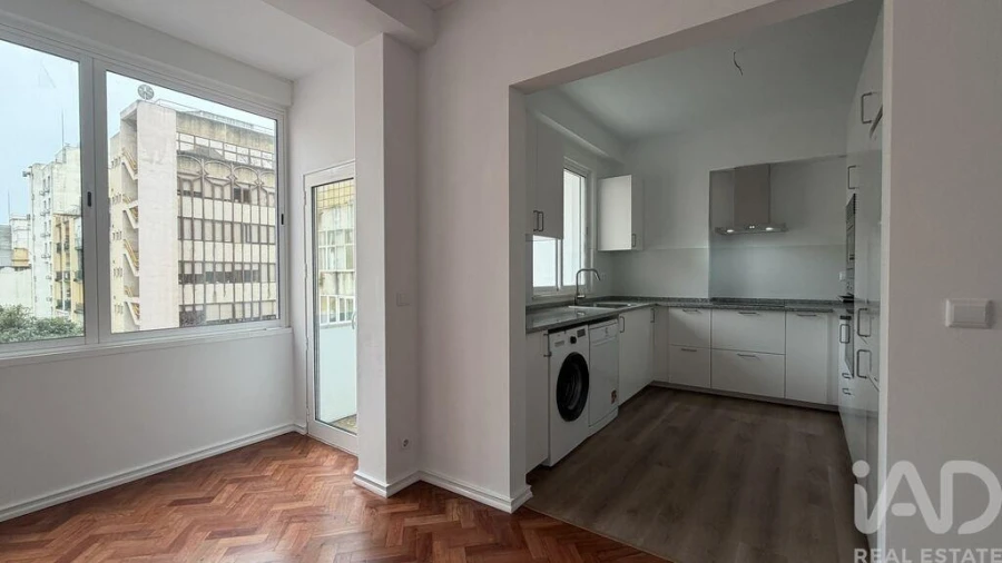 Apartamento T2 para Arrendamento em Arroios Foto 8