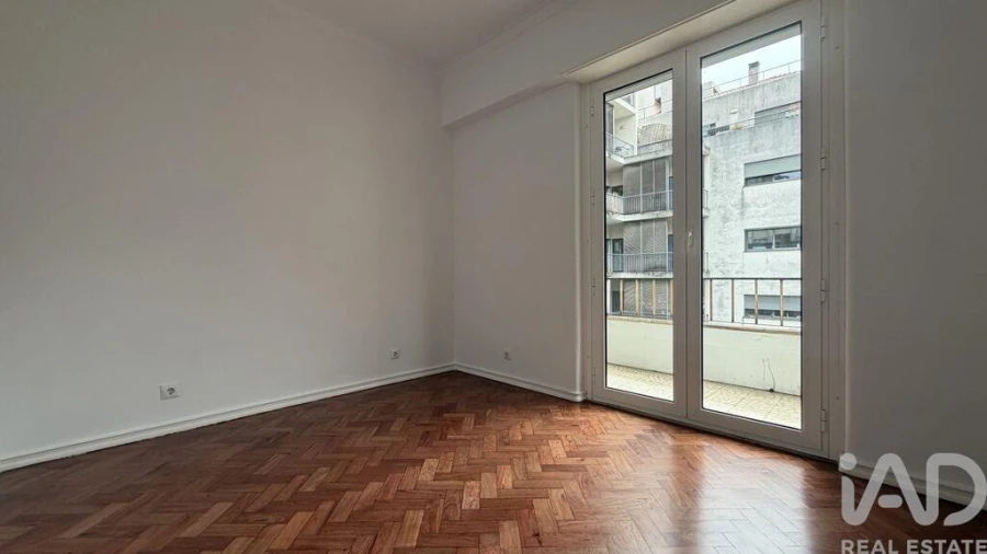 Apartamento T2 para Arrendamento em Arroios Foto 19