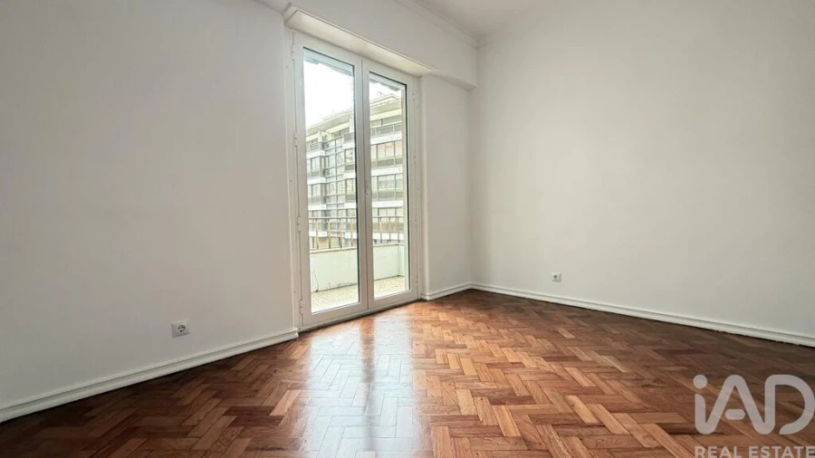 Apartamento T2 para Arrendamento em Arroios Foto 20