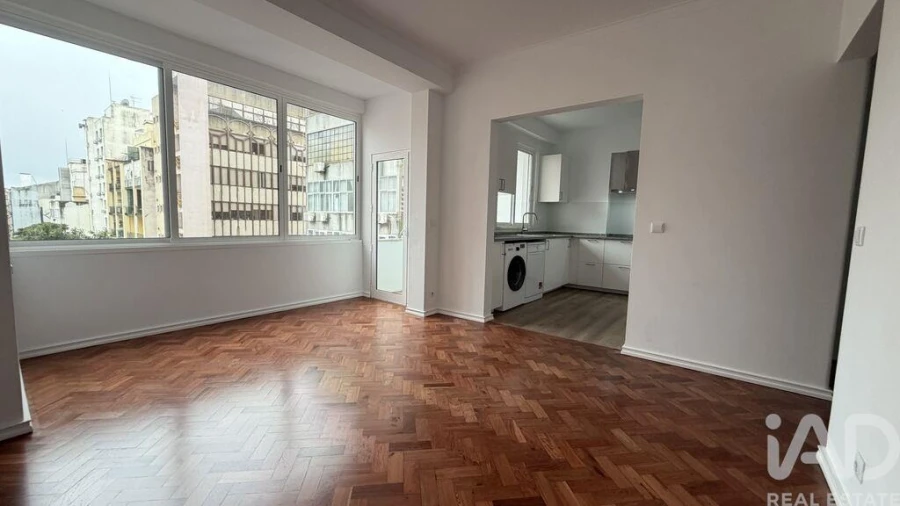 Apartamento T2 para Arrendamento em Arroios Foto 3