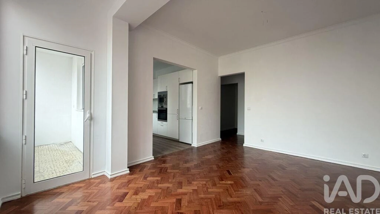 Apartamento T2 para Arrendamento em Arroios Foto 4