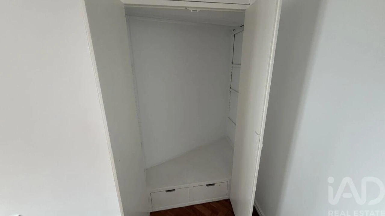 Apartamento T2 para Arrendamento em Arroios Foto 17