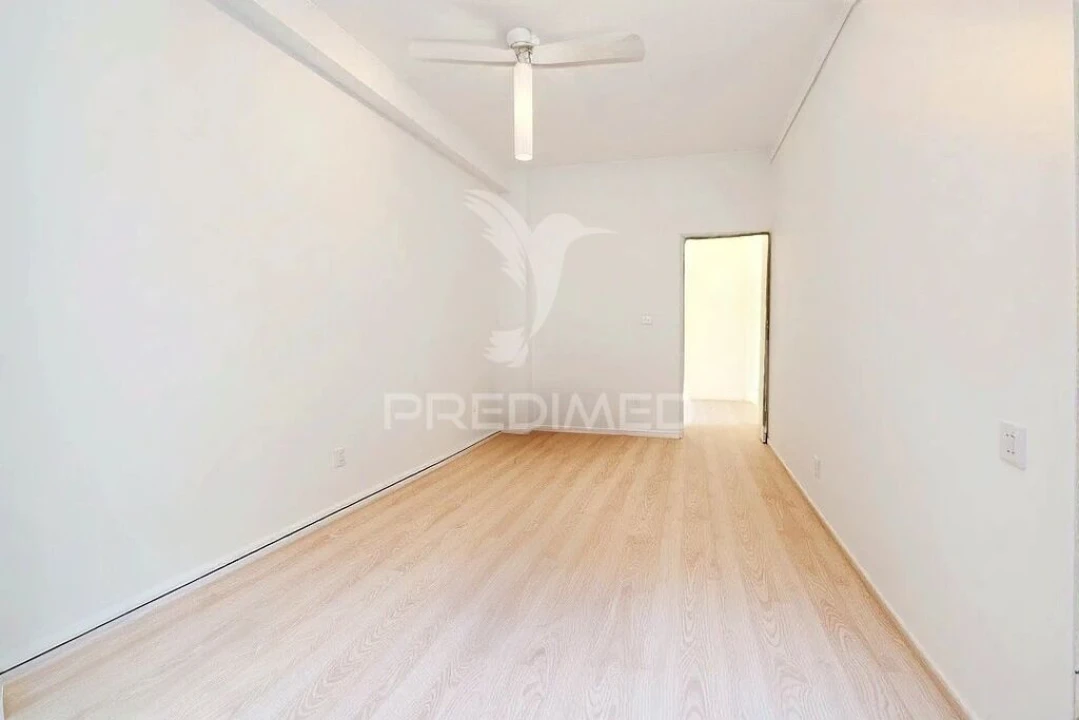 Apartamento T2 para Venda em Faro (Sé e São Pedro) Foto 2