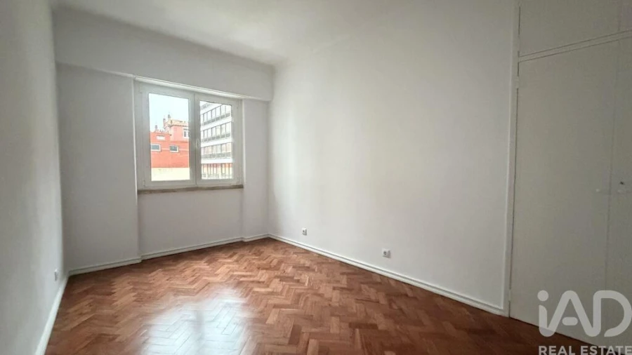 Apartamento T2 para Arrendamento em Arroios Foto 13