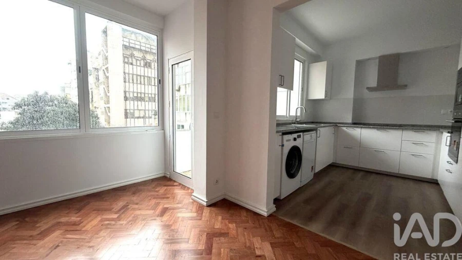 Apartamento T2 para Arrendamento em Arroios Foto 4